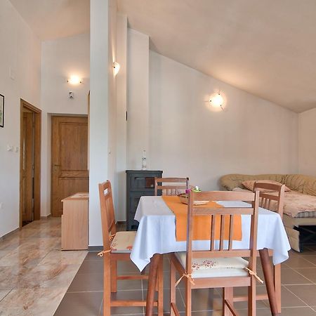Apartment Maja Штиньян Экстерьер фото